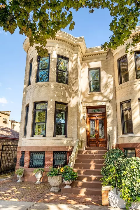 611 76th St, Brooklyn, NY 11209