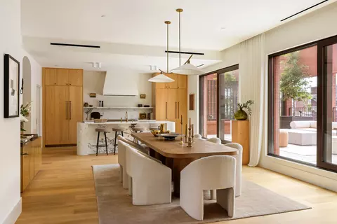 110 Boerum Pl #PH402, Brooklyn, NY 11201
