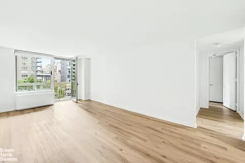 170 E 87th St #W6G, New York City, NY 10028