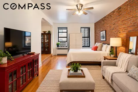 1200 Woodycrest Ave #4A, New York City, NY 10452