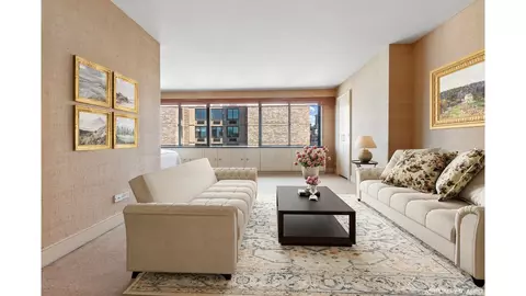 1065 Park Ave #19D, New York, NY 10128