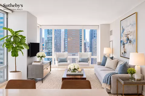 247 W 46th St #3205, New York, NY 10036