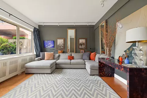 225 E 46th St #PHD, New York, NY 10017