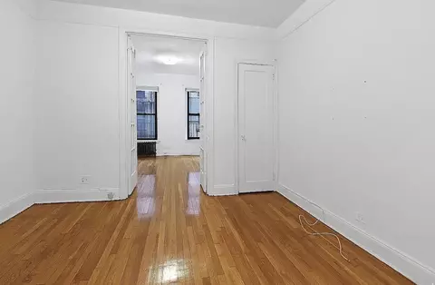 207 E 88th St #2-C, New York, NY 10128