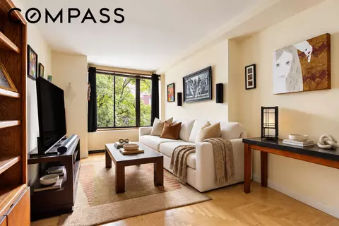 300 E 93rd St #6F, New York, NY 10128
