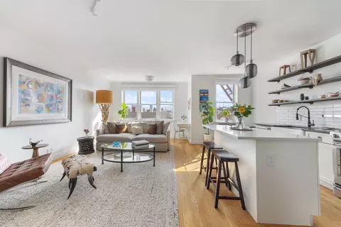 35-21 79th St #6K, Jackson Heights, NY 11372