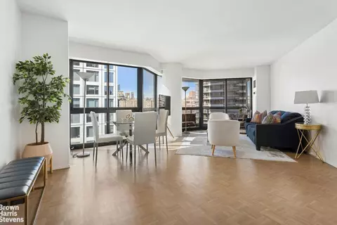 200 E 61st St #11D, New York, NY 10065