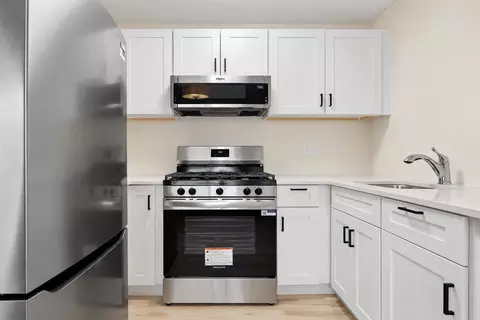 333 Pearl St #7G, New York, NY 10038
