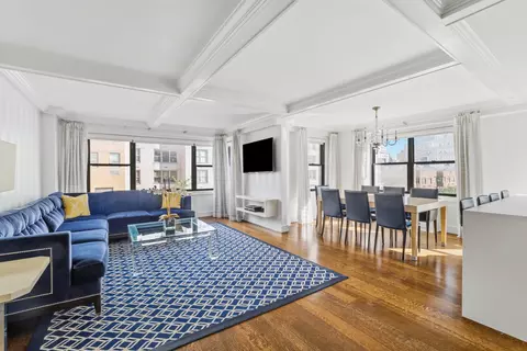 200 E 74th St #7AB, New York, NY 10021