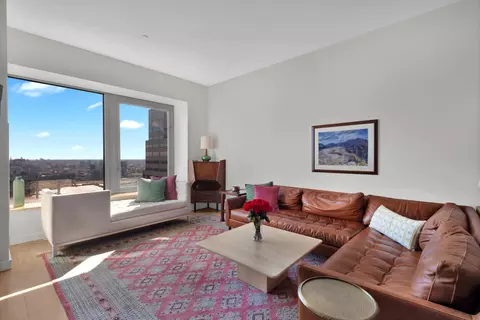 75 Wall St #35A, New York, NY 10005