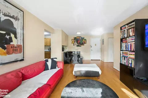 130 Lenox Ave #526, New York, NY 10026