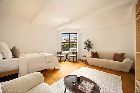 225 Central Park W #412A, New York, NY 10024