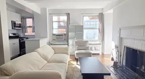 434 E 52nd St #5C, New York, NY 10022