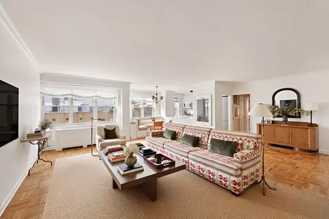 205 E 63rd St #8D, New York, NY 10065
