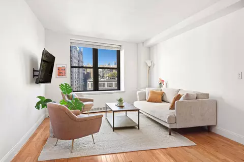 201 W 74th St #9K, New York, NY 10023