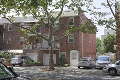 8826 24th Ave, Brooklyn, NY 11214