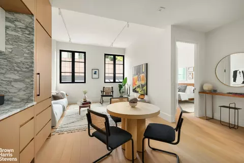 517 W 29th St #3F, New York, NY 10001