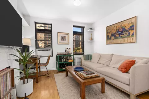 85 1st Ave #10B, New York, NY 10003