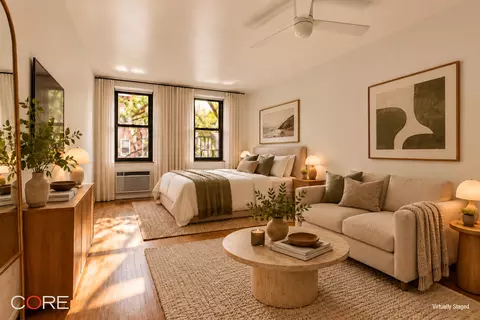 315 W 55th St #4F, New York, NY 10019