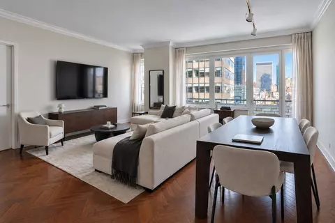 216 E 47th St #11A/B, New York, NY 10017