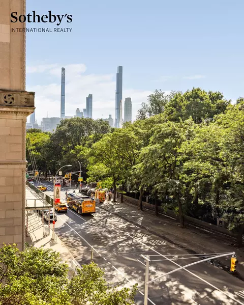 990 5th Ave #4/5, New York, NY 10075