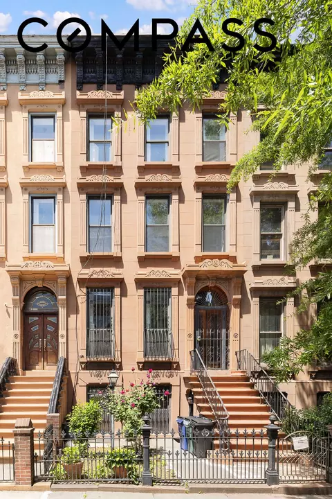 81 Hancock St, Brooklyn, NY 11216