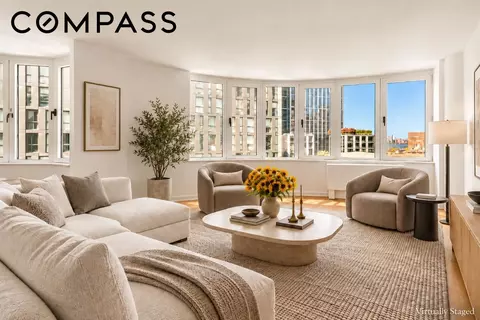275 Greenwich St #8K, New York, NY 10007