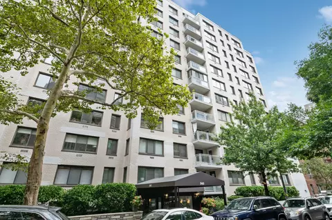 345 E 73rd St #1F, New York, NY 10021
