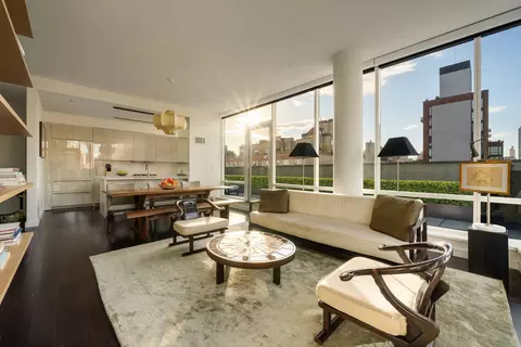 300 E 23rd St #14B, New York, NY 10010