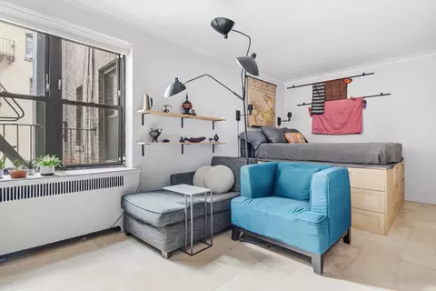 349 E 49th St #4A, New York, NY 10017