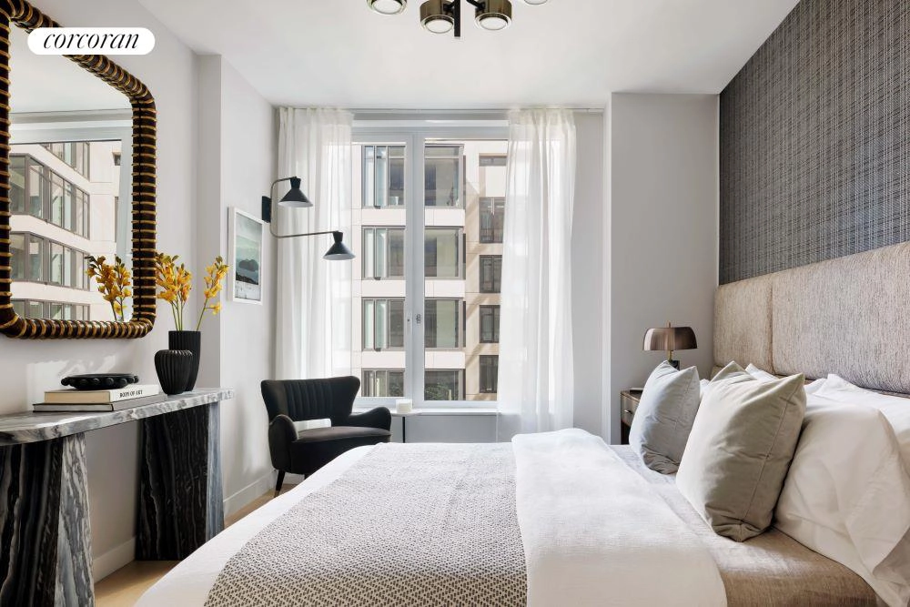 450 Washington St Unit 215  