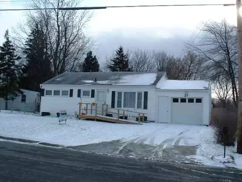 21 Carpenter Dr, Schenectady, NY 12309 photo 1