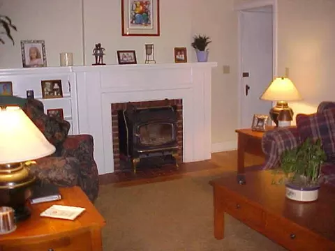 21 Harrison Ave, Delmar, NY 12054 photo 2