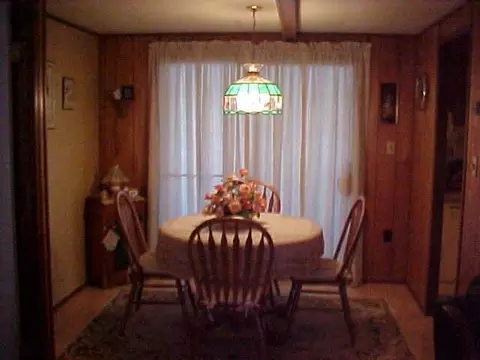 9 Gauthier Dr, Clifton Park, NY 12065 photo 3