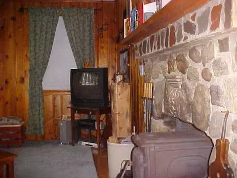 2836 Windermere Rd, Schenectady, NY 12304 photo 3
