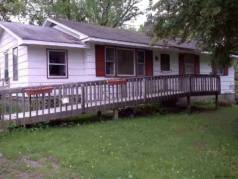 562 West St, Argyle, NY 12809 photo 2