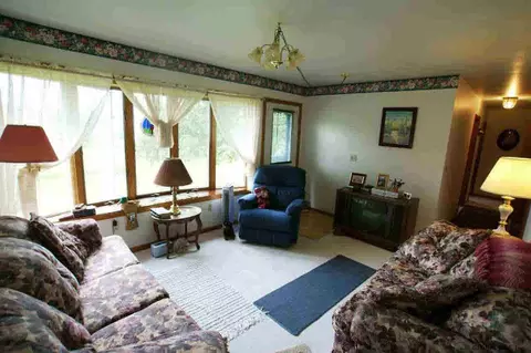7 Fox Knoll Way, Granville, NY 12832 photo 3