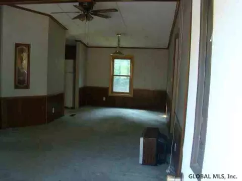 301 Fox Rd, Hampton, NY 12837 photo 4