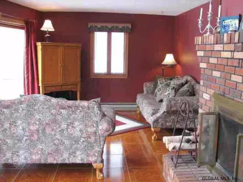 83 Stoddard Rd, Hampton, NY 12837 photo 4