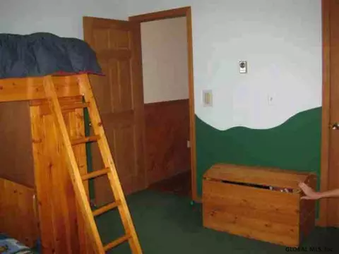 83 Stoddard Rd, Hampton, NY 12837 photo 8