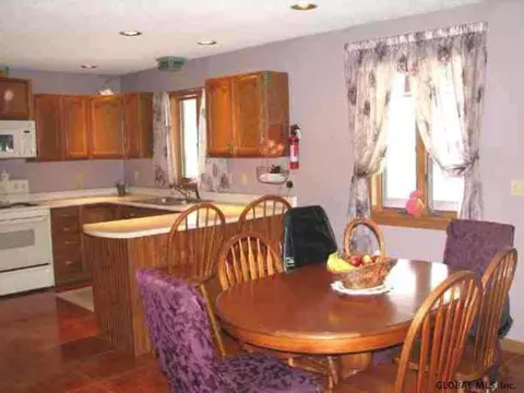 83 Stoddard Rd, Hampton, NY 12837 photo 5
