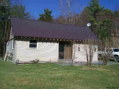 68 Rainbow Way, Hampton, NY 12837 photo 9