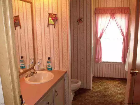 125 Library Ave, Warrensburg, NY 12885 photo 7
