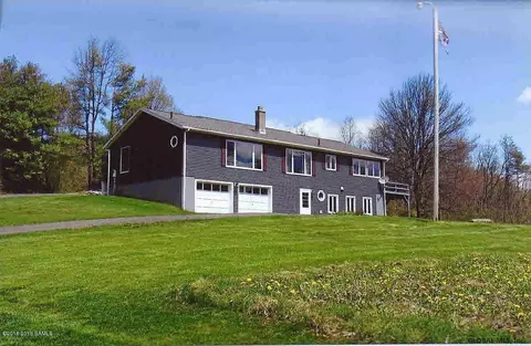 36 Perry Heights Way, Hampton, NY 12837 photo 2