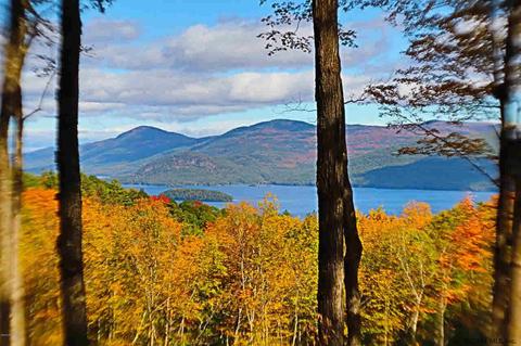 18 Eagle Rdg, Diamond Point, NY 12824 photo 4
