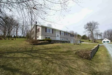23 Dailey Way, Hampton, NY 12837 photo 1