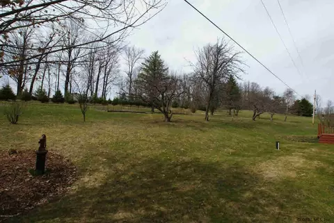 23 Dailey Way, Hampton, NY 12837 photo 31