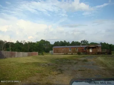 224 Pleasant Valley Rd, Argyle, NY 12809 photo 4