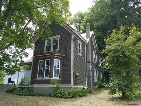 15 Hamilton Ave, Corinth, NY 12822 photo 3
