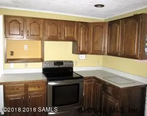 410 Walnut St, Corinth, NY 12822 photo 3